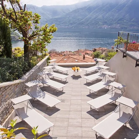 5 - Sleeps Up To 10 By Italian Lägenhet *