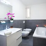 5 - Sleeps Up To 10 By Italian * Sala Comacina
