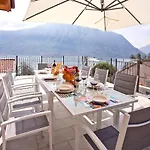 5 - Sleeps Up To 10 By Italian