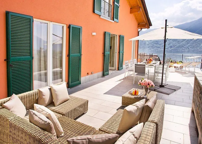 5 - Sleeps Up To 10 By Italian * Sala Comacina